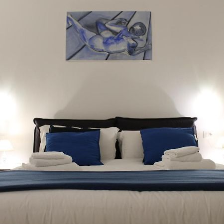 Exclusive Central Apartment 48 Рим Екстериор снимка