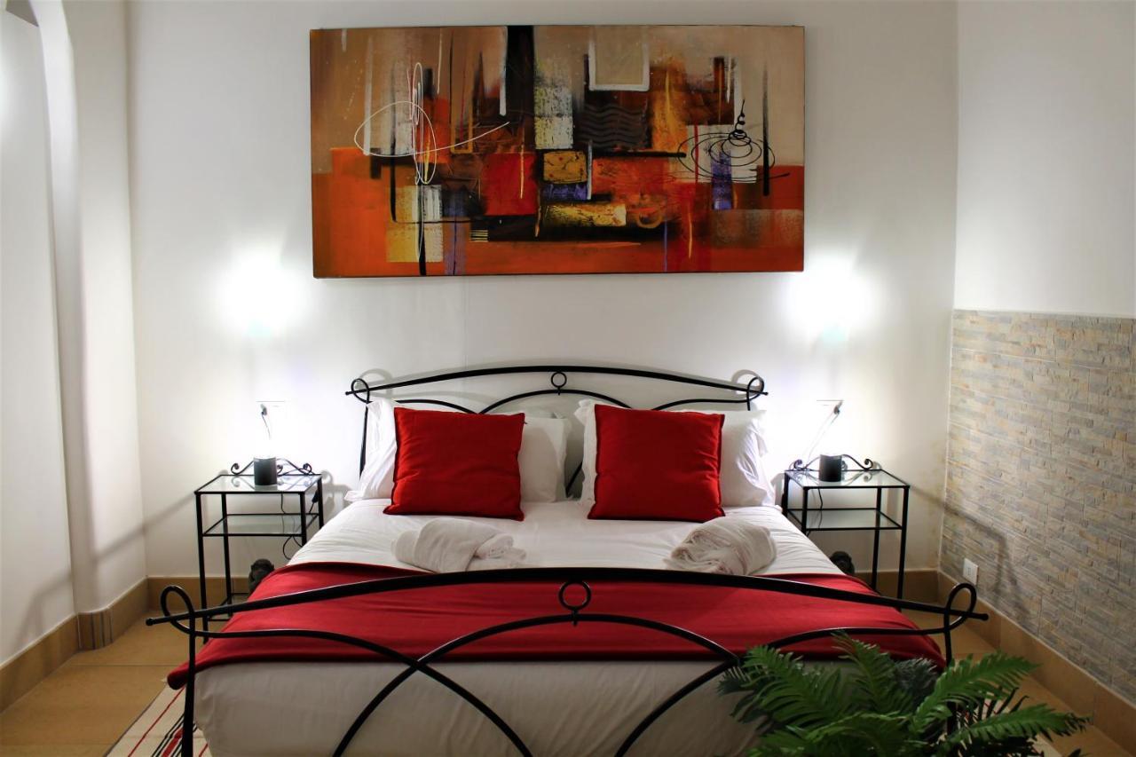 Exclusive Central Apartment 48 Рим Екстериор снимка